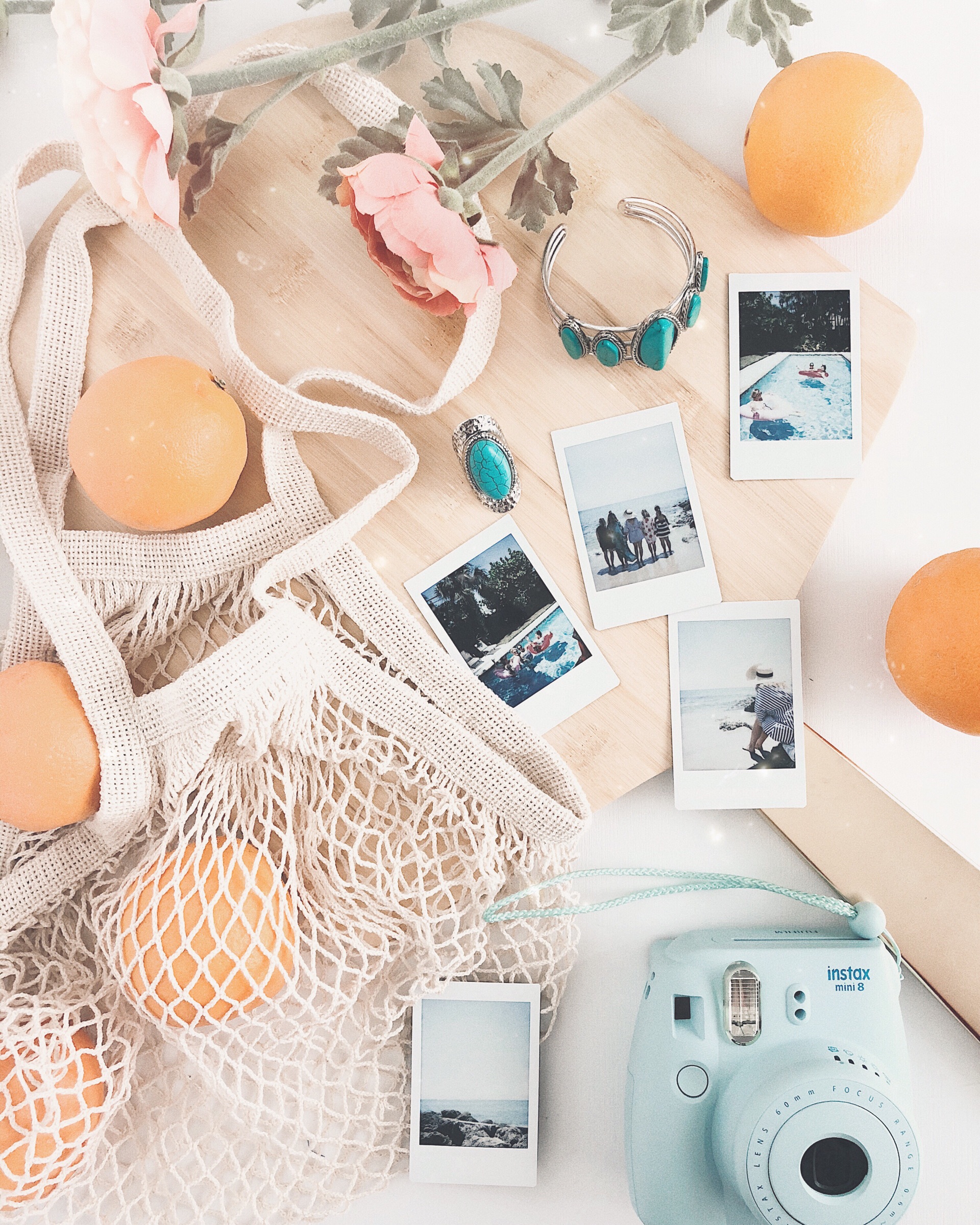 7 Easy and Inexpensive Flatlay Background Ideas